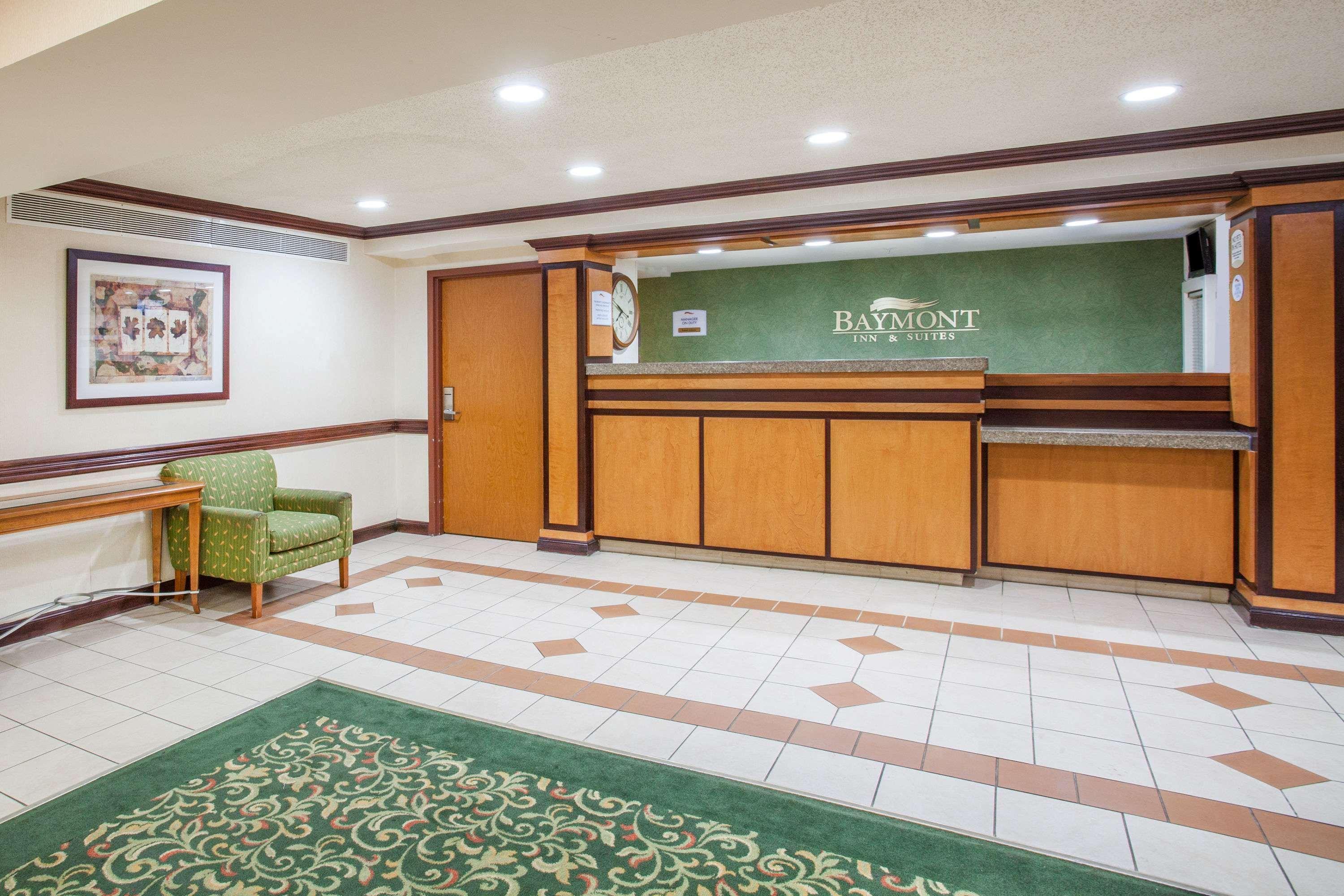 Hotel Baymont By Wyndham Madison Heights Detroit Area Extérieur photo