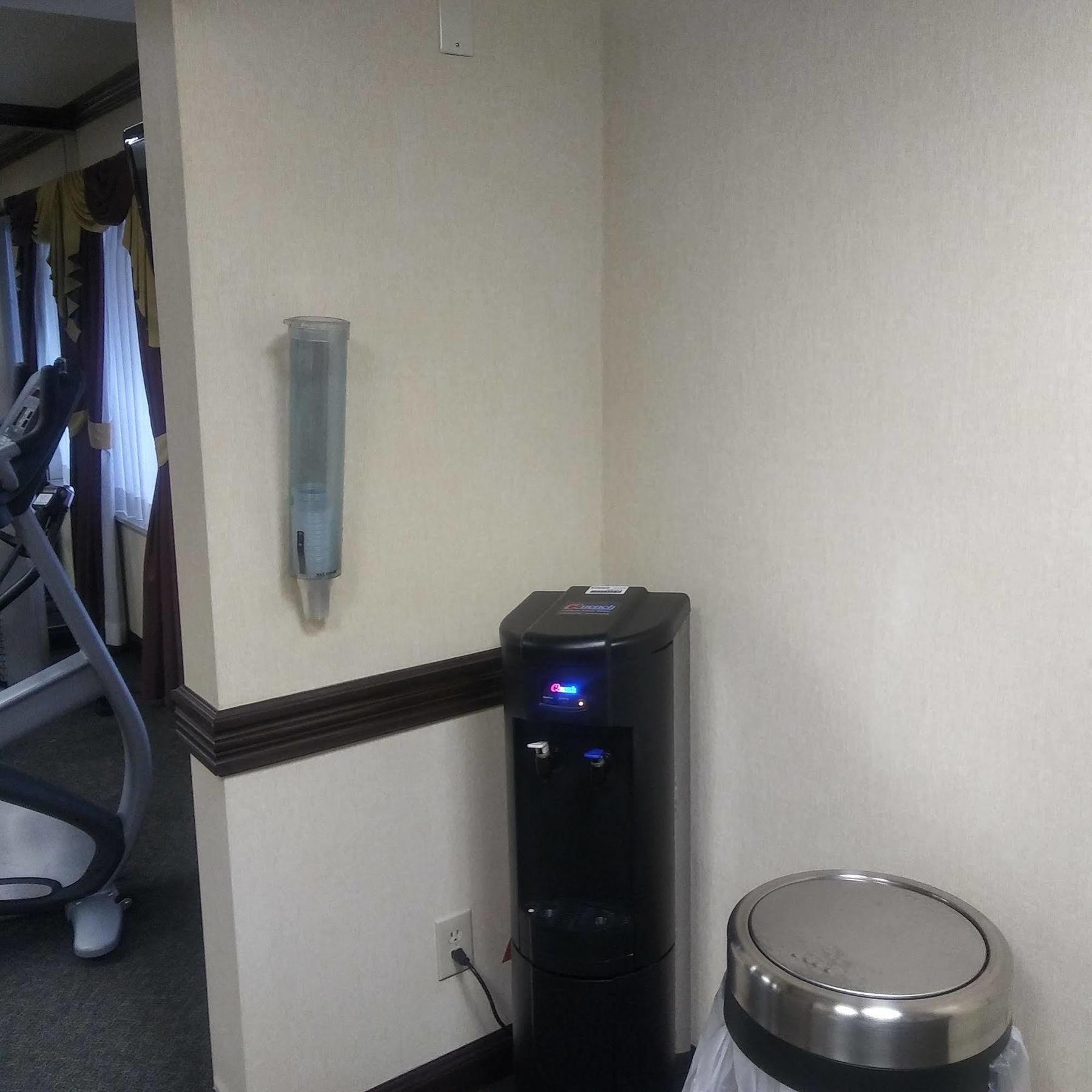 Hotel Baymont By Wyndham Madison Heights Detroit Area Extérieur photo